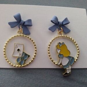NEW! Alice in Wonderland Stud Earrings 925